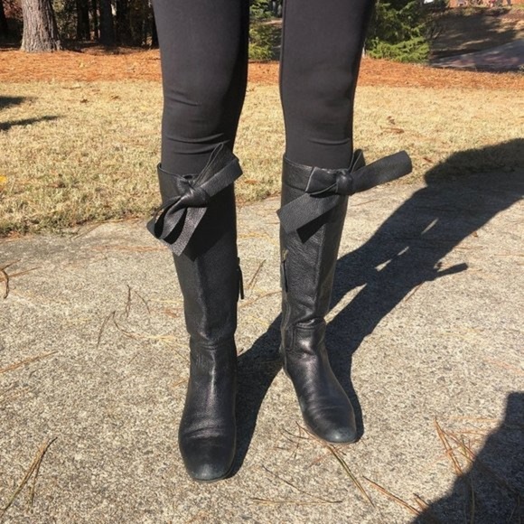 MIU MIU Black Leather Bow Boots
